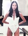 Лаура Гемсер

Laura Gemser