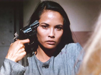 Лаура Гемсер

Laura Gemser